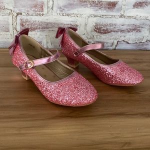 Pink sparkle shoes. Girls size 2